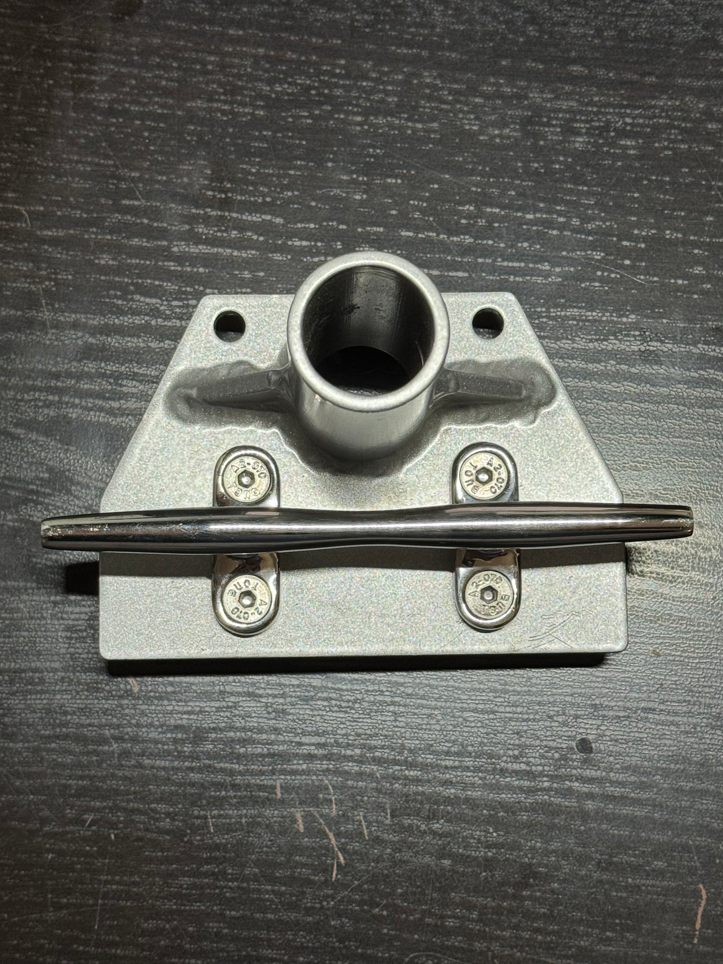 Boat Flagpole and Mount for four bolt T style dock cleat