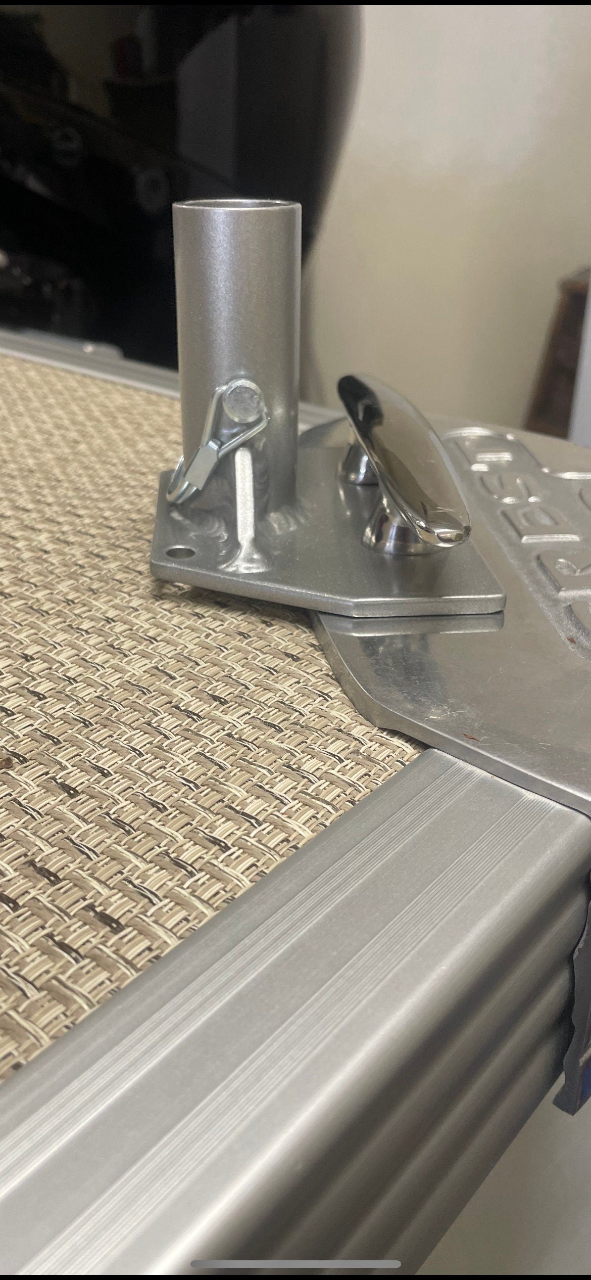 Boat Flagpole and Mount for T Style Dock Cleat