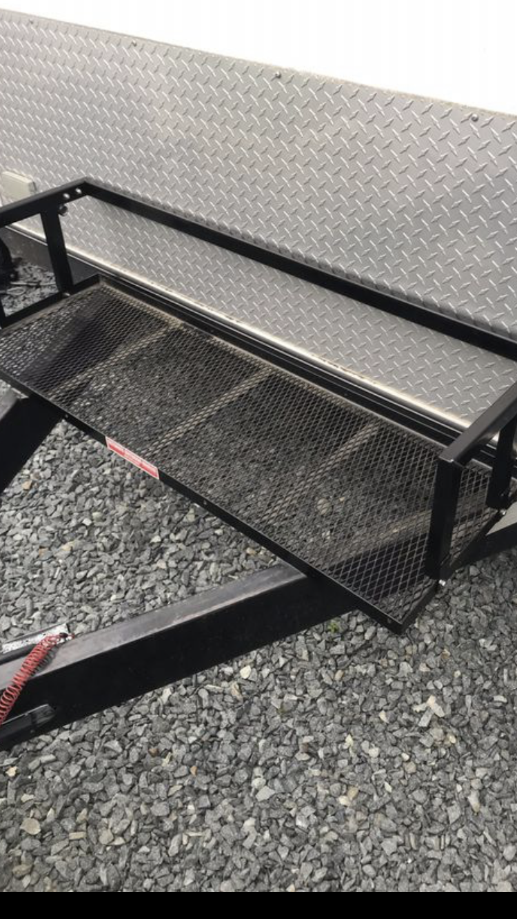 Trailer Gas Can Rack